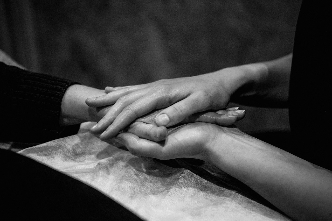 hands, together, relationship-5784868.jpg